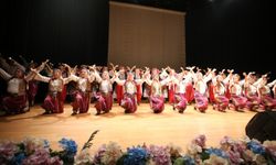 "Sakarya 15. Uluslararası Halk Oyunları Festivali" sona erdi