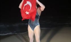 Açık deniz yüzücüsü Aysu Türkoğlu, Ka’iwi Kanalı’nı geçen en genç Türk oldu!