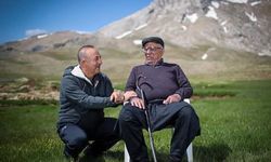 AK Parti Antalya Milletvekili Mevlüt Çavuşoğlu’nun babası hayatını kaybetti