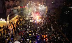 Aliağalılar şampiyonluğu hep birlikte kutladı