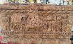 Amasya’da Roma dönemine ait mini lahit ele geçirildi