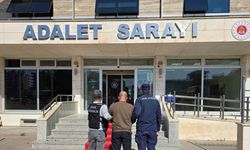 Antalya’da göçmen kaçakçılığı suçundan aranan şahıs yakalandı