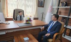 Edremit’te beklenen müdür koltuğuna oturdu