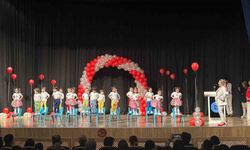 Elazığ’da miniklerin 23 Nisan gösteri alkış aldı