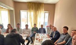 Eskişehir’de okuyan Türk Dünyası öğrenci temsilcileri kahvaltıda bir araya geldi