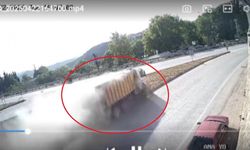 Freni patlayan hafriyat kamyonunun facia öncesi tozu dumana kattığı anlar kamerada