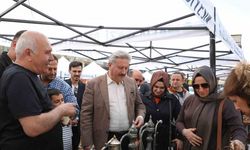 Geçmişin izlerini taşıyan antika eşyalar bu pazarda