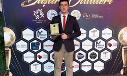 İş dünyasına desteklerinden dolayı İHA’ya plaket