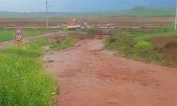 Kırıkkale’de sağanak yağış etkili oldu: Tarım arazileri su altında kaldı
