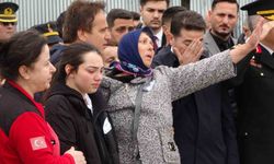 Şehit Uzman Onbaşı Berat Mecit Day’ın cenazesi askeri uçakla memleketi Trabzon’a getirildi