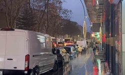 Tatvan’da sağanak yağış taşkınlara yol açtı