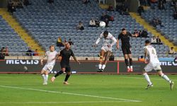 Trendyol Süper Lig: Atakaş Hatayspor: 2 - Konyaspor: 1 (İlk yarı)