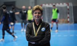 Nilüfer Belediyespor Hentbol Takımı'nın hedefi Beşiktaş karşısında şampiyonluk