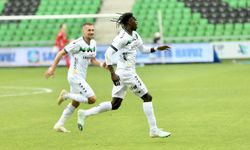 Mendy 10’a bağladı