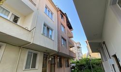 Çorlu'da apartmanın çatı katında çıkan yangın söndürüldü