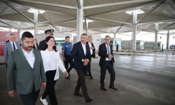 Edirne Valisi Sezer, Kapıkule'de vatandaşlarla bayramlaştı