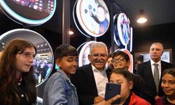 Büyükşehirin iki özel sergisine bilim meraklılarından yoğun ilgi