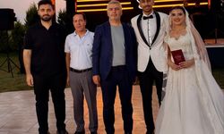 Cem Çelik’ten çifte imza
