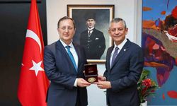CHP Genel Başkanı Özel, Berlin Büyükelçisi Turan’ı ziyaret etti