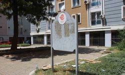Efeler Belediyesi ilgilenmeyince, çocukların oynayacağı alan çöplüğe döndü