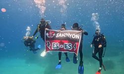 Eskişehirspor’un şampiyonluğunu denizin 26 metre altında kutladılar
