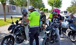 Isparta’da trafik uygulamasında 10 araca ceza kesildi