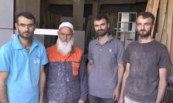 Marangoz baba ve 3 oğlu aynı mesleği yapmanın gururunu yaşıyor