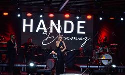 Müzik dünyasının sevilen ismi Bodrum’da hayranlarına unutulmaz bir gece yaşattı