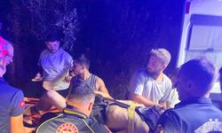 Uçurumdan uçan motosiklet sürücüsü yaralandı