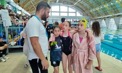 Sapanca’nın genç yüzücüleri  tarihi başarıya imza attı