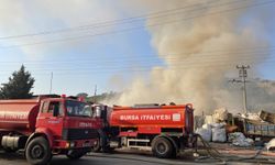 Bursa'da geri dönüşüm tesisinde çıkan yangın söndürüldü