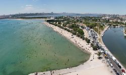 İstanbul'da sıcak havadan bunalanlar sahil ve parkları tercih etti