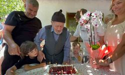 100 yaşına basan Recep Ercan’a anlamlı kutlama