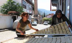 Amasya’da tescilli ‘sıkma tarhana’ sezonu başladı