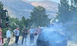 Ankara’da saman yüklü römork yandı