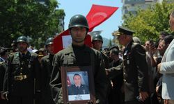 Aydınlı Şehit Üsteğmen Ege Akar, İzmir’de dualarla son yolculuğuna uğurladı