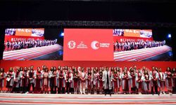 İstanbul Yeni Yüzyıl Üniversitesi’nde mezuniyet coşkusu