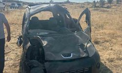 Mardin’de hafif ticari araç takla attı: 4 yaralı