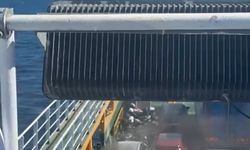 Marmara Adası açıklarında yangın çıkam feribotta can pazarı: 200 yolcu tahliye ediliyor