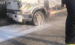 Park halindeyken yanmaya başlayan kamyonet kısa sürede söndürüldü