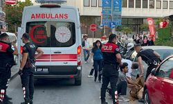 Sokak ortasında husumetlisini bıçakladı