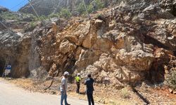 Taşyolu, kaya düşmesi nedeniyle kısa süreli ulaşıma kapandı