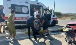 Virajı alamayan otomobil refüje çarptı. 1 yaralı