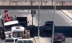 Yalova’da vinç alt geçitte sıkıştı