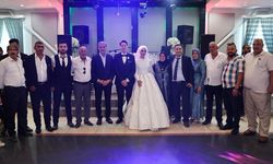 Başkan Alemdar genç çiftin mutluluğuna ortak oldu
