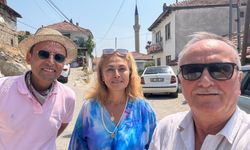 50.Yaş Gününü yeni kitabı ile kutladı..