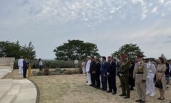 Çanakkale'deki Yalnız Çam Anıtı'nda anma töreni düzenlendi