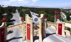 Bilimin ve yeniliğin merkezi Atatürk Üniversitesi, yeni yol arkadaşlarını bekliyor