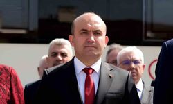 Gürhan Albayrak: "Eskişehir’in ana gündemi zabıtaların bisiklet sürmesi ve göstermelik işler değil, kentsel dönüşüm olmalıdır"