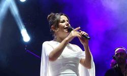 Sorfest’in son gününde Atilla Yılmaz ve Merve Özbey rüzgarı esti